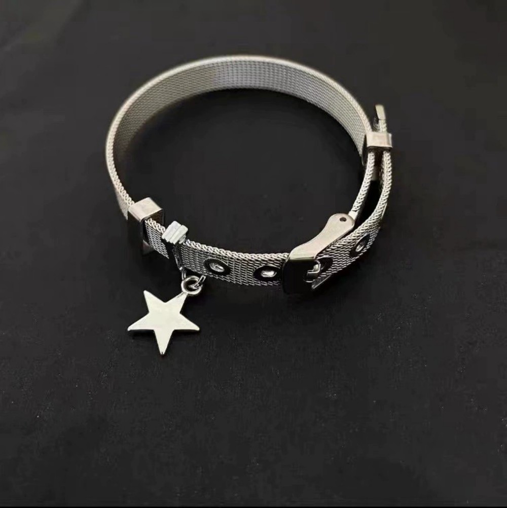 Bransoletka z zawieszkami w ks – Mesh Strap Metal recenzja i cena